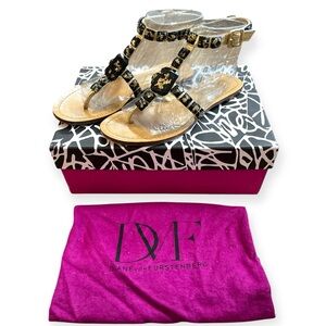 Diane Von Furstenburg Devi Gold Metallic Nappa Leather Flake Stone Sandals 7